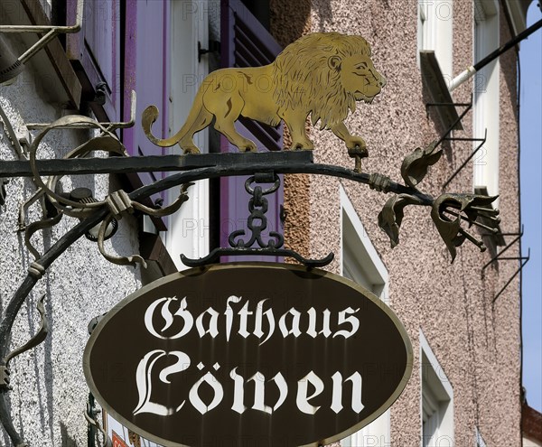 Nose sign, Gasthaus Löwen, Isny, Baden-Württemberg, Germany, Europe