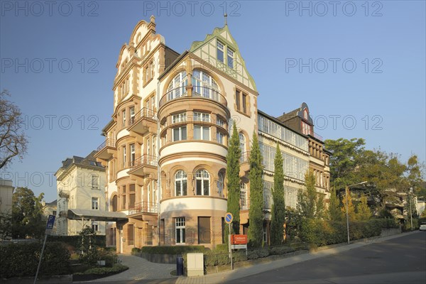 Obermayr Business School, former Hotel Nizza, villa, educational institution, historicism, Wiesbaden, Hesse, Germany, Europe