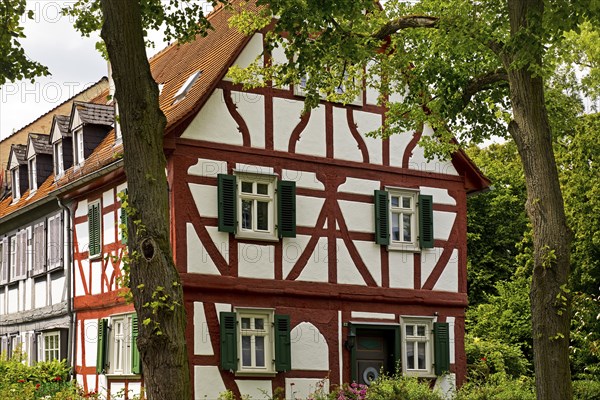 Half-timbered house in the castle grounds of Friedberg Castle, one of the largest castle complexes in Germany, Friedberg, Hesse, Germany, Europe