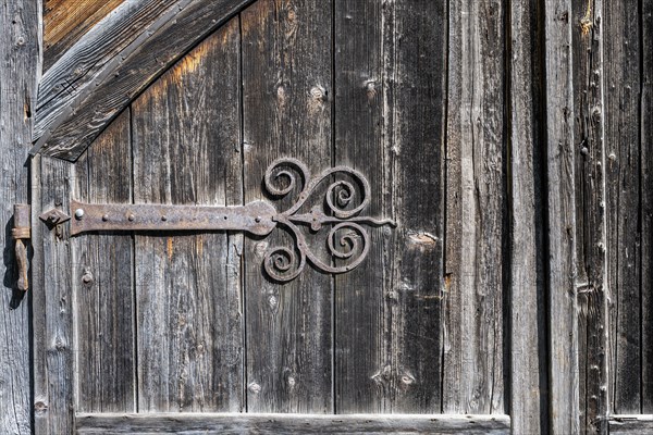 Old, hand-forged iron door fitting on a wooden gate, Ittingen Charterhouse, Warth-Weiningen near Frauenfeld, Canton Thurgau, Switzerland, Europe
