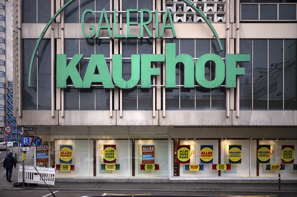 Galeria Kaufhof department stores' chain, logo, SALE, clearance sale, Stuttgart, Königsstraße, Baden-Württemberg, Germany, Europe