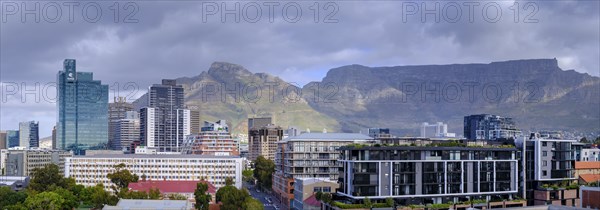 Downtown, Business District, Cape Town, Cape Town, in front of Table Mountain, Western Cape, South Africa, Africa