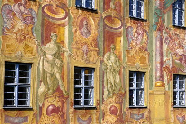 Frescoes on the Old Town Hall above the Regnitz, Bamberg, Upper Franconia, Bavaria, Germany, Europe