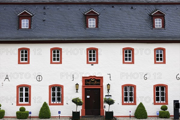 Schlosshotel Burghaus Kronenburg, Kronenburg, Euskirchen district, Eifel, North Rhine-Westphalia, Germany, Europe
