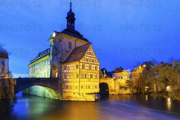 Upper Bridge, Old Town Hall, Regnitz, historic old town, Blue Hour, Bamberg, Lower Franconia, Bavaria, Germany, Europe