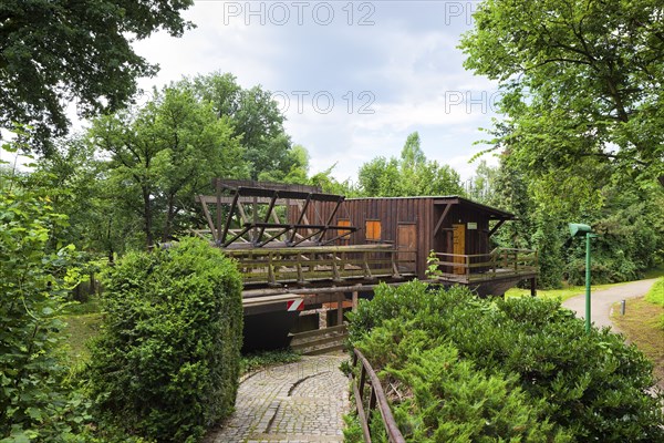Bad Düben Ship Mill It is one of the few completely preserved ship mills in Germany and is located in the castle garden of Dübe Castle