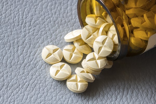 Medicines, medicine, tablets with glass jar