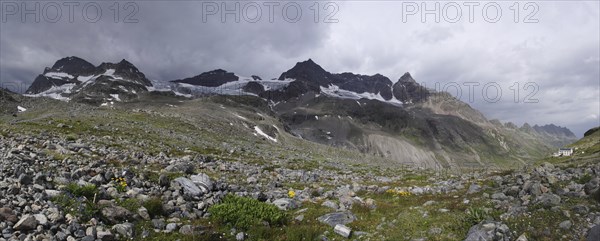 Silvretta main ridge and the