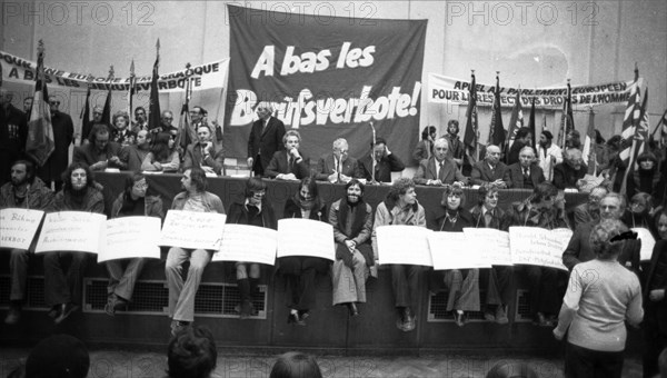 Victims of the Radical Decree, French Resistance and German Nazi victims demonstrated together against the consequences of the Radical Decree and the occupational bans in Strasbourg, the seat of the European Parliament, FRA, France, 13 March 1976, Europe
