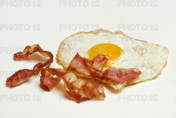 Fried bacon and fried egg, breakfast, egg