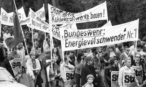 More than 100, 000 people demonstrated against nuclear power on 14.100.1979 in Bonn, Germany, Europe