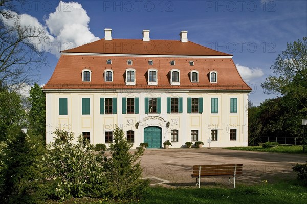 Siebeneichen Castle