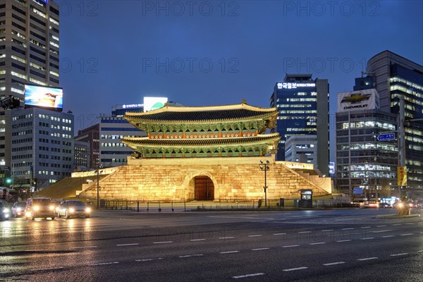 Seoul, South Korea, April 1, 2016 : Namdaemun Gate Sungnyemun at night with city traffic, Seoul, South Korea, Asia