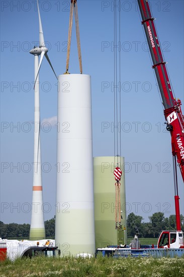 Repowering of a wind farm near Issum, here the dismantling of the tower, 9 older wind turbines from the manufacturer Enercon (model series E-58) will be dismantled, which have been in operation for over two decades, will be replaced by a total of four Enercon E-160 turbines, under construction, with a total output of 22 megawatts, Lower Rhine, North Rhine-Westphalia, Germany, Europe