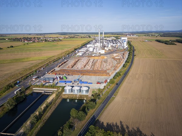 Kronospan is the world's largest manufacturer of chipboard and has been owned by the Kaindl family since its foundation, KRONOSPAN GmbH Lampertswalde, Lampertswalde, Saxony, Germany, Europe
