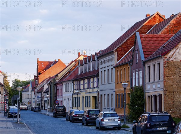 Weberstraße, a cobbled street with mainly half-timbered houses in the old town centre of Stendal in the Altmark. Hanseatic city of Stendal, Saxony-Anhalt, Germany, Europe