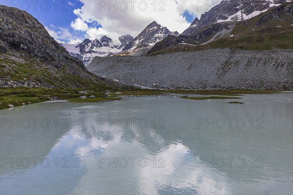 Glacial lake below the Moiry glacier, near Grimentz, Val d'Anniviers, Valais Alps, Canton Valais, Switzerland, Europe