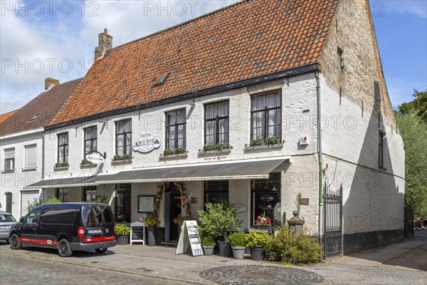 Brasserie and pastry shop Tante Marie, former tavern De Hertog van Brabant in the city Damme in summer, West Flanders, Belgium, Europe
