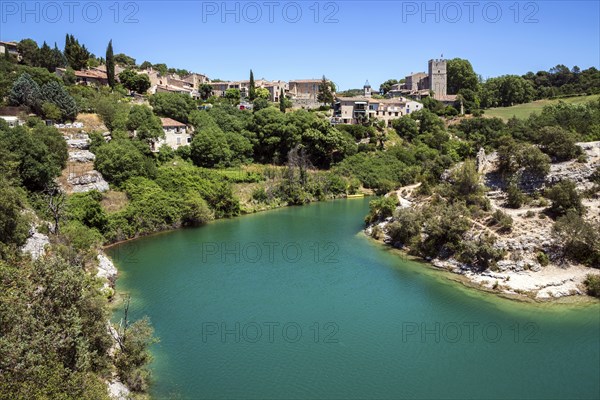 Esparron-de-Verdon, front Ravin d Albiosc, Lac d Esparron, Provence-Alpes-Côte d'Azur, Provence, France, Europe