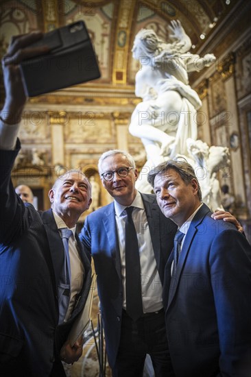Trip by the Federal Minister for Economic Affairs and Vice-Chancellor Robert Habeck to Rome on 30 October 2023. Meeting with his Italian and French counterparts Urso and Le Maire. Lunch at the Galleria Borghese, Rome, Italy, Europe