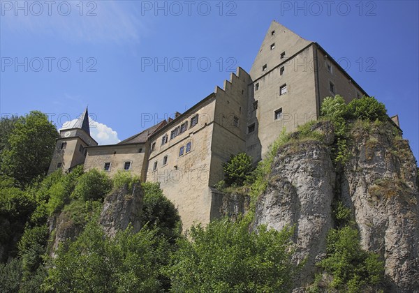 Wiesentfels Castle, rock castle above the Wiesentfels district of the town of Hollfeld, Franconian Switzerland, Bayreuth district, Upper Franconia, Germany, Europe