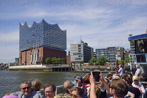 Europe, Germany, Hanseatic City of Hamburg, Elbe, Elbe Philharmonic Hall, glass facade, harbour tour with harbour ferry, Hamburg, Hamburg, Federal Republic of Germany, Europe