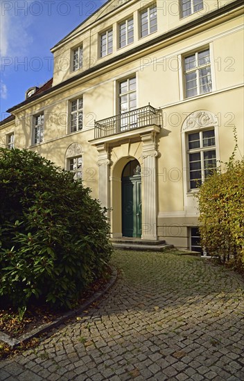 Europe, Germany, Hamburg, Rotherbaum, architecture, facade residential building, Gründerjahre, Johnsallee, elegant entrance of a town villa, Hamburg, Hamburg, Federal Republic of Germany, Europe