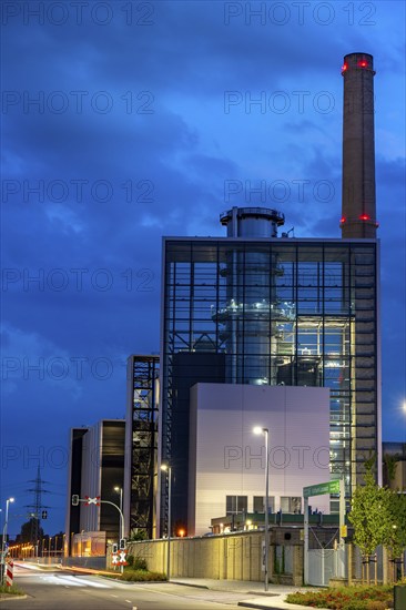 The Lausward natural gas power plant, the most efficient gas and steam turbine power plant in the world, generates electricity and district heating, Block Fortuna, in the harbour of Düsseldorf, North Rhine-Westphalia, Germany, Europe