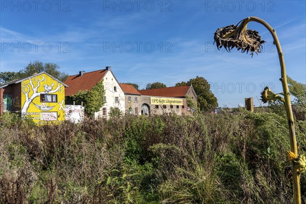 The village of Lützerath at the Garzweiler II open-cast lignite mine, the last buildings of the abandoned village are occupied by climate protection activists, it is to be the last village to be excavated, belongs to Erkelenz in the district of Heinsberg, North Rhine-Westphalia, Germany, Europe
