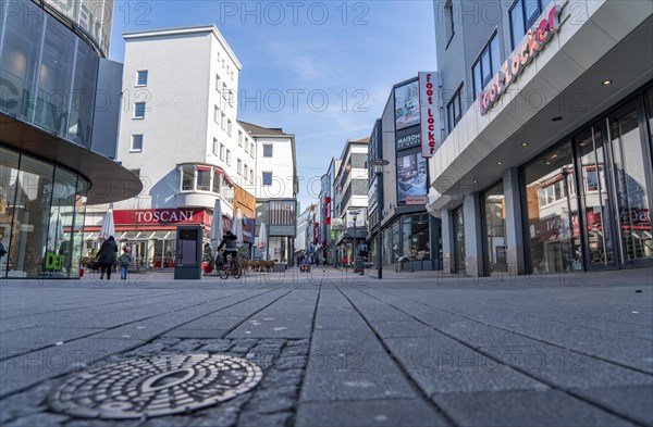 Effects of the coronavirus pandemic in Germany, Essen, empty shopping street, Limbecker Straße