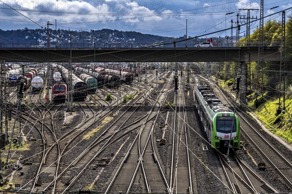 Regional train at Hagen-Vorhalle marshalling yard, one of the 9 largest in Germany, located on the Wuppertal-Dortmund railway line and has 40 directional tracks on which goods trains are assembled, North Rhine-Westphalia, Germany, Europe