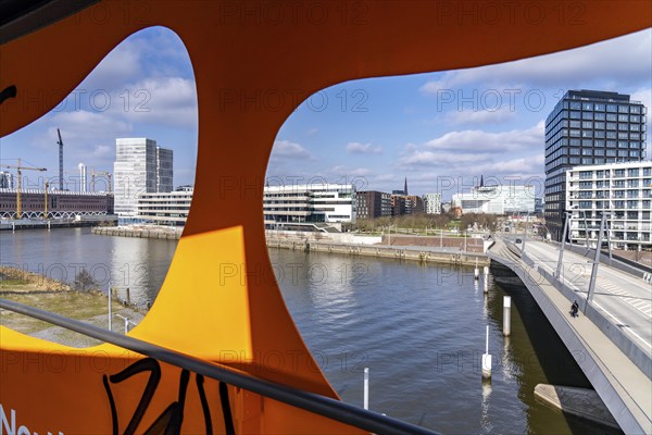 View from the ViewPoint observation tower to the Baakenhafen bridge over the Bakenhafen harbour, residential building, Hafencity Hamburg, new district on the Elbe, on the site of the former free port, residential units for 14, 000 people, 3, 000 hotel beds, 45, 000 jobs, Hamburg, Germany, to be built here by the 2030s, Europe