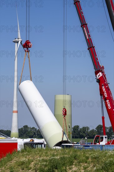 Repowering of a wind farm near Issum, here the dismantling of the tower, 9 older wind turbines from the manufacturer Enercon (model series E-58) will be dismantled, which have been in operation for over two decades, will be replaced by a total of four Enercon E-160 turbines, under construction, with a total output of 22 megawatts, Lower Rhine, North Rhine-Westphalia, Germany, Europe
