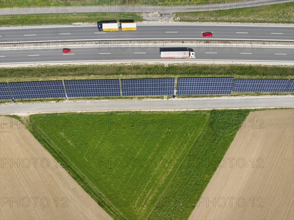 Aerial photo, solar modules, solar park, photovoltaics, power generation from solar energy on a noise barrier on the B33 federal road between Markelfingen and Allensbach, Constance district, Baden-Württemberg, Germany, Europe