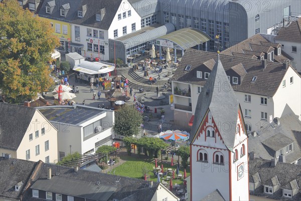 View from Nassau Castle to St. John's Church with Pontchateau Square, view downwards, city centre, pedestrian zone, aerial view, Nassau, Rhineland-Palatinate, Germany, Europe