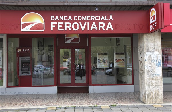 City of Targu Mures, Neumarkt am Mieresch, entrance area of a Romanian bank, Banca Camercialo Feroviara, Romania, Europe