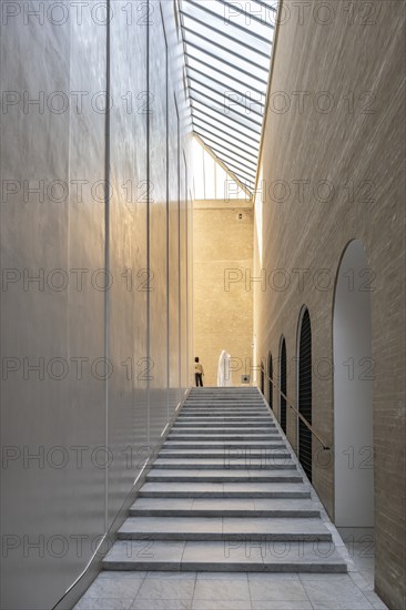 Staircase, modern extension, architect Henning Larsen, Ny Carlsberg Glyptotek or New Carlsberg Glyptothek, Art Museum for Sculpture and Painting, Copenhagen, Denmark, Europe