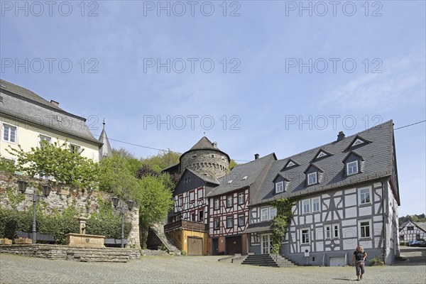 Town hall square with Schinderhannesturm tower and half-timbered houses, Tourist, Herrstein, Hunsrück, Rhineland-Palatinate, Germany, Europe