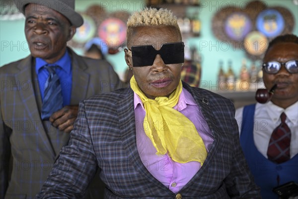 Sapeuse, member of the Société des Ambianceurs et des Personnes élégantes (SAPE), society of entertainers and stylish people, Brazzaville, Republic of Congo
