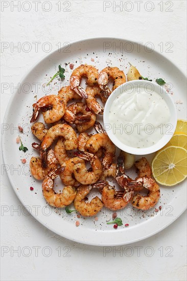 Fried shrimp, headless, with spices, grilled, homemade, no people