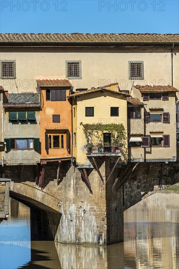 Ponte Vecchio, landmark, old town, architecture, tourism, travel, historic bridge over the Arno in Florence, Italy, Europe
