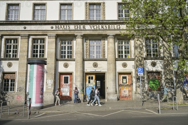 Haus der Volksbildung, Badstraße, Gesundbrunnen, Mitte, Berlin, Germany, Europe