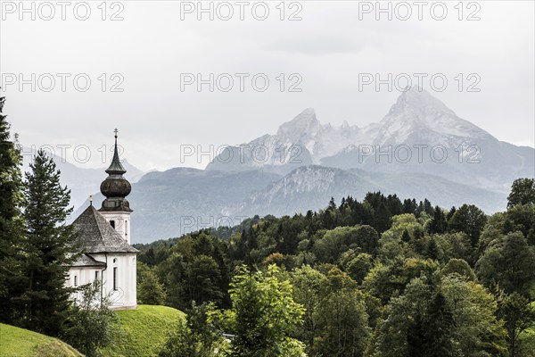 Maria Gern pilgrimage church, view of the Watzmann, Berchtesgarden Alps, Berchtesgaden, Berchtesgadener Land, Upper Bavaria, Bavaria, Germany, Europe