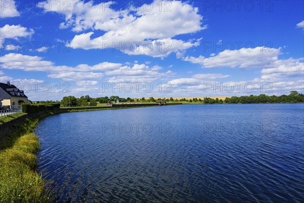 The Upper Grosshartmannsdorf Pond is a reservoir of the Freiberg District Waterworks in Saxony. It was created between 1591 and 1593 near Grosshartmannsdorf for mining in the Freiberg mining district and is connected to other ponds of the RWA via artificial ditches and ditches, Grosshartmannsdorf, Grosshartmannsdorf, Saxony, Germany, Europe