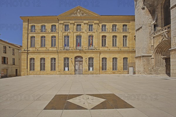 Hôtel de ville, Town Hall, Saint-Maximin-la-Sainte-Baume, St, Ste, Var, Provence, France, Europe