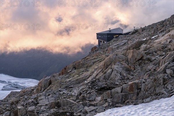 Mountain hut Refuge Albert 1er, high alpine mountain landscape at sunset, Glacier du Tour, Chamonix, Haute-Savoie, France, Europe