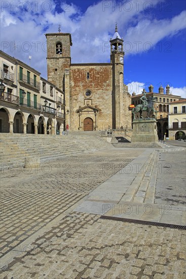 Iglesia de San Martin church and Pizarro statue in historic medieval town of Trujillo, Caceres province, Extremadura, Spain, Europe