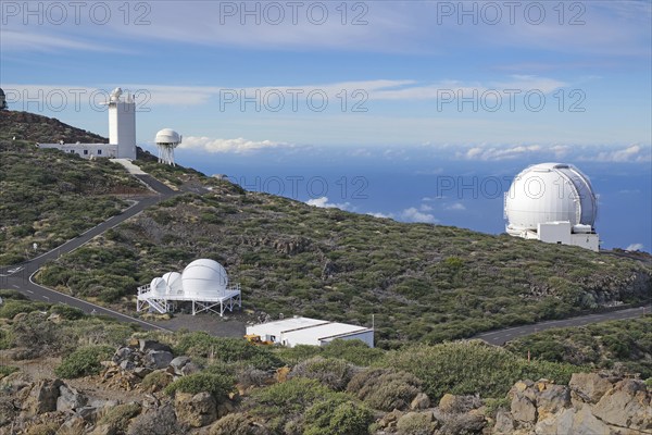 An observatory is located on a mountain under a wide blue sky, no light pollution, Observatory, Roques de los Muchachos, La Palma, Canary Islands, Spain, Europe