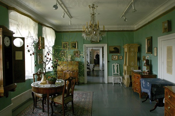 Herrnhut was founded thanks to the generosity and personal commitment of Count Nikolaus Ludwig von Zinzendorf. In 1722, he had given shelter to Bohemian Brethren, religious refugees from Moravia, on his Berthelsdorf estate. Local history museum of the town of Herrnhut