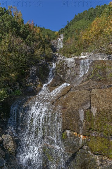 Riepenbach waterfall at Schlegeisspeicher, forest, autumn colours, Ginzling, Zillertal, Zillertal Alps, Tyrol